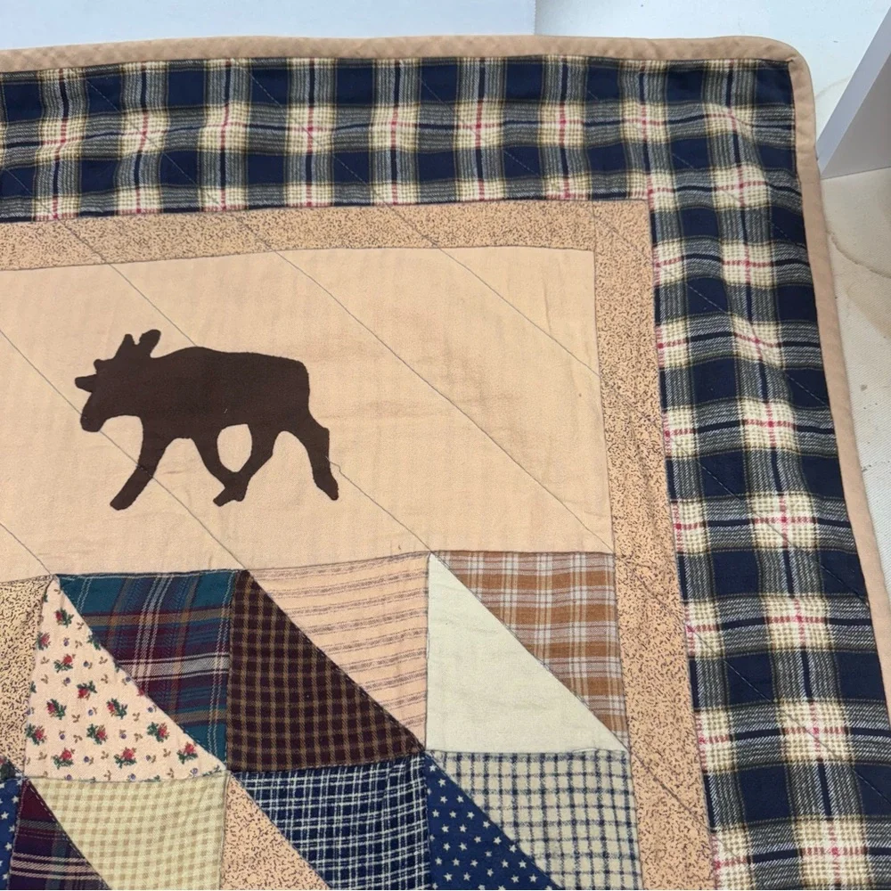 Vintage Handmade Quilt Christmas Moose Patchwork Appliqué Country 42” X 58” Farm